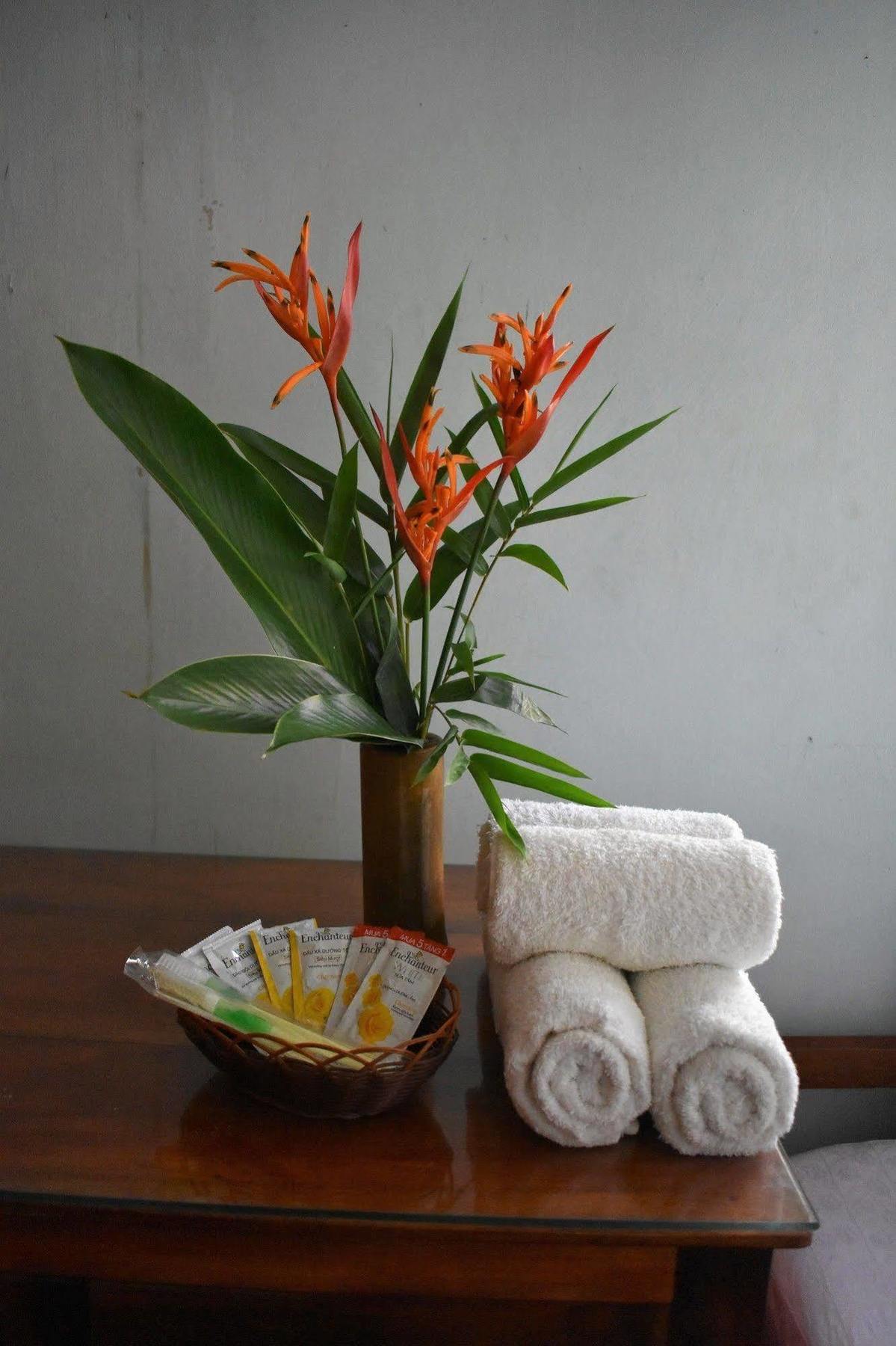 Mekong Rustic Lodge Cai Lay Exterior photo